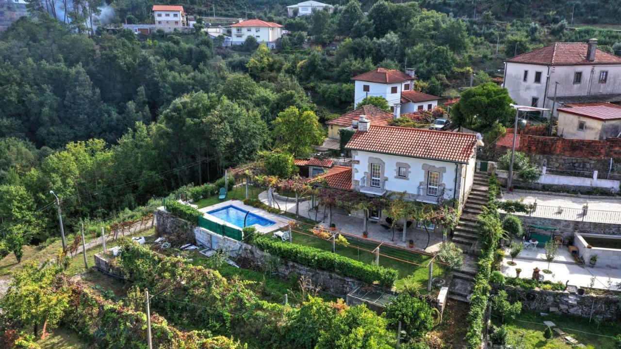Casa Velha Vila Paradamonte Exterior foto